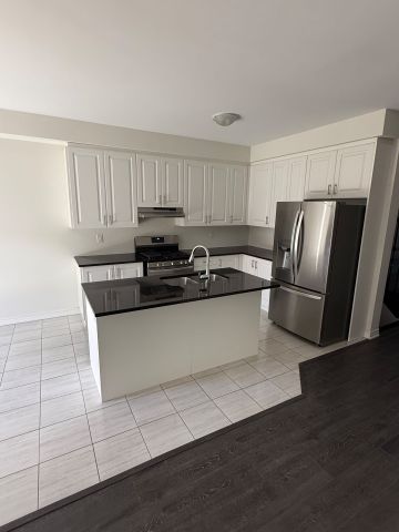 For Lease - 34 Hickling Lane, Ajax, Ontario - Photo 5