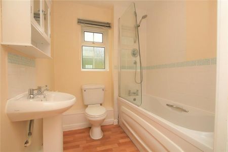 2 bedroom apartment to rent - Photo 4