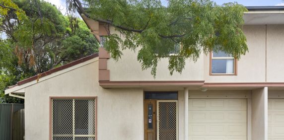 Family Comfort in a Convenient Location - Photo 2