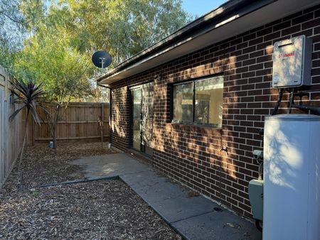 21A Bliburg Street, Jacana VIC 3047 - Photo 2