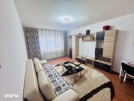 De închiriat apartament cu 3 camere etajul 2 Dumbrava Nord/piata mica - Fotografie 3