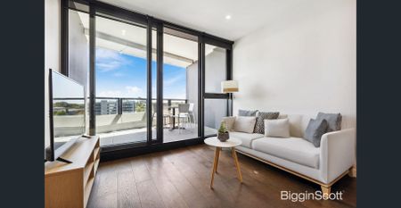 Stylish 2-Bedroom Apartment Steps from The Glen in GWSC Zone - Photo 2