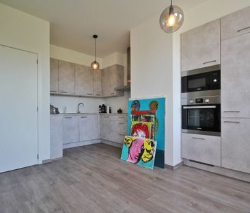 Duplexappartement op wandelafstand van het openbaar vervoer - Photo 3