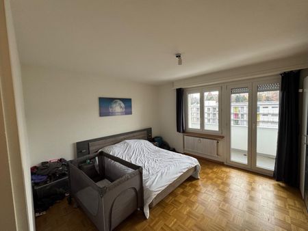 Appartement rénové avec grand balcon - Fribourg - Photo 4