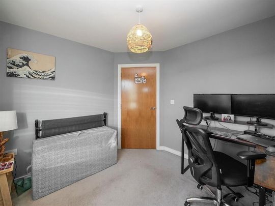 36 Danesfort Park, Saintfield Road, Carryduff, Belfast, BT8 8FG - Photo 1