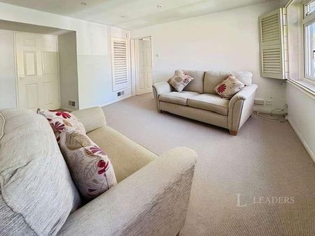 Drayton Avenue, Stratford-upon-avon, Warwickshire, CV37 - Photo 2