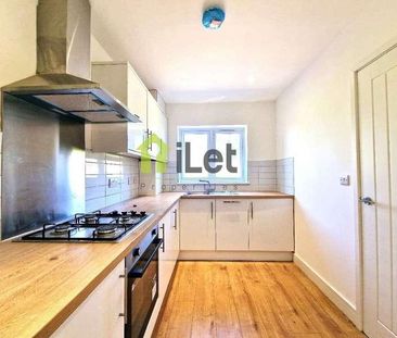 Park Walk, Northampton, NN5 - Photo 1