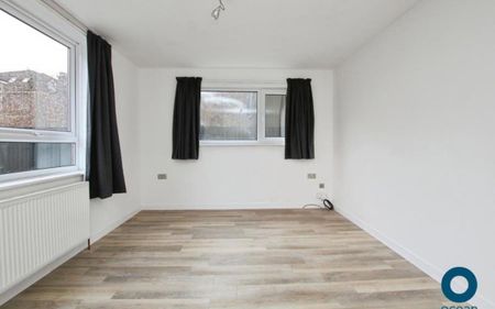 Ocean Letting and Management are pleased to present this lovely two bedroom ground floor apartment in Redland. - Photo 5