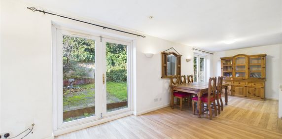 Kimberley, Bracknell Kimberley, Bracknell - Photo 2