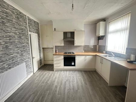 2 bedroom terraced house to rent - Photo 3