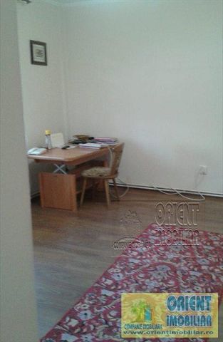 Lazu, vila P+1, 6 camere, mobilata, gaze, inchirieri - Photo 3
