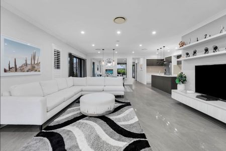 3 Shilin Street, Yarrabilba QLD 4207 - House For Rent | Domain - Photo 3