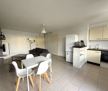 Location Appartement 2 pièces 43m² - Photo 2