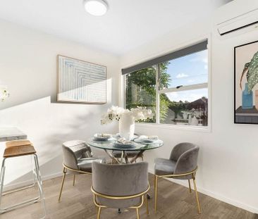 3 bedrooms sunny house at Summerland School zone - Photo 4