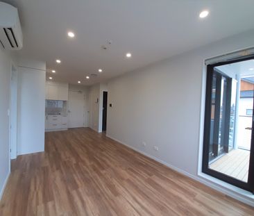 Spacious 2 bedrooms Apartment - Photo 1