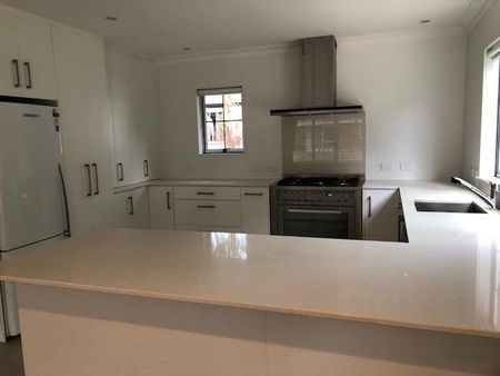 FABULOUS UPSTAIRS UNIT IN MISSION BAY - Photo 4