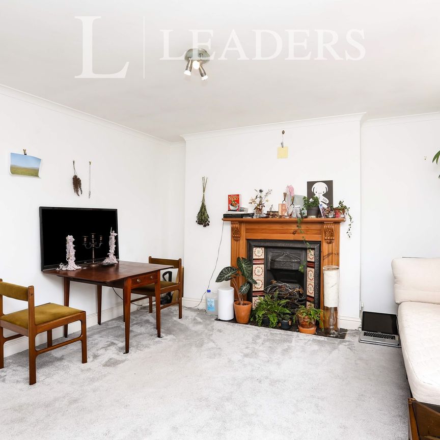 2 bedroom flat to rent Waldram Park Road, Forest Hill, SE23 - Photo 1
