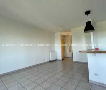 Location Appartement 2 pièces 58m² ST PAUL TROIS CHATEAUX 26130 - Photo 2