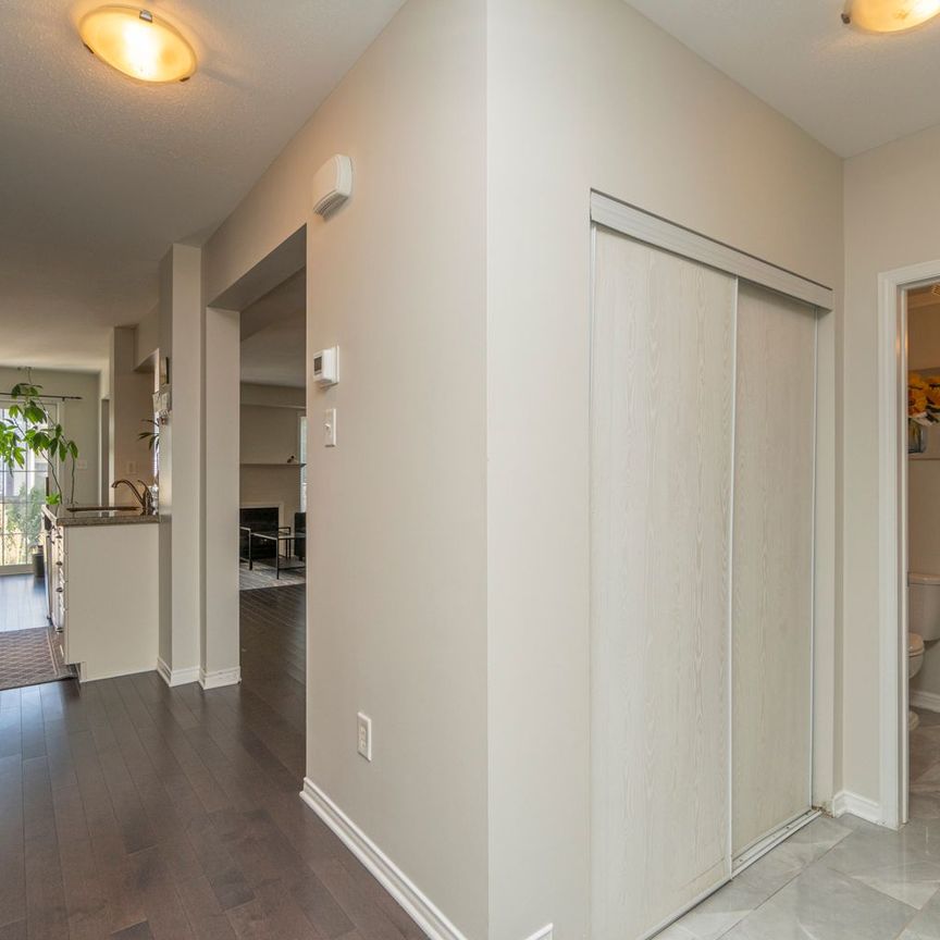 For Lease - 103 Osnabrook Private, Barrhaven, Ontario - Photo 1