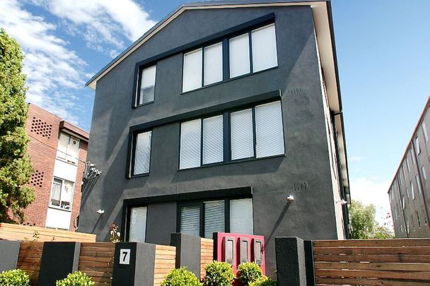 Unit 6/7 Barnsbury Road, South Yarra. - Photo 1