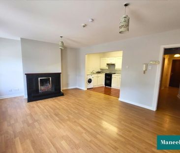 10a Castle Hill - Photo 2