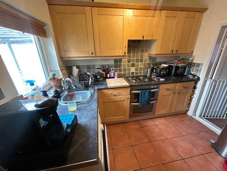 2 bedroom terraced house to rent - Photo 5