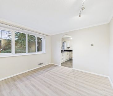 Knaves Hollow, Wooburn Moor, High Wycombe,HP10 - Photo 4