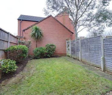 4 bedroom terraced house to rent - Photo 5