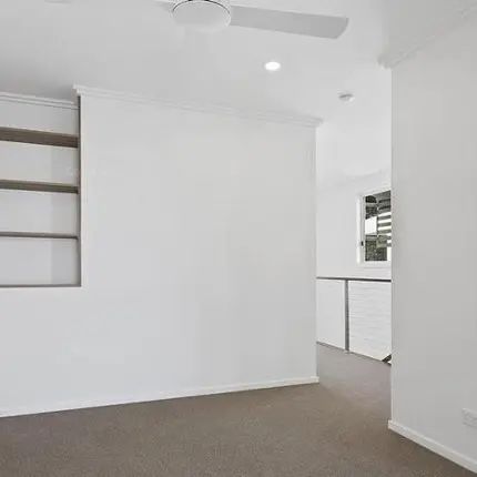 Brand New Botanique Home! - Photo 4