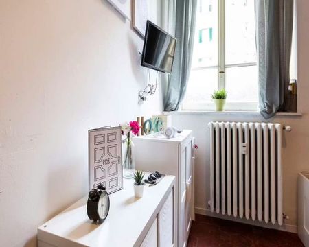 Via Paolo Bassi, Milan, Lombardy 20159 - Photo 4