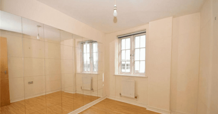 Malt House Place, Romford, RM1 - Photo 3