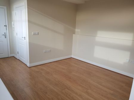 The Backs, Chesham - Photo 2