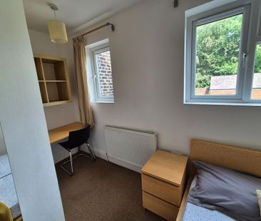 5 bedroom house share to rent - Photo 6