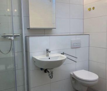 Zentrale helle 3 Zi. Wohnung in Bad Salzuflen zu vermieten - Photo 6