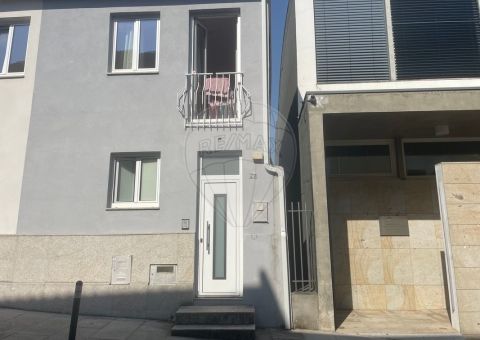 Moradia T2