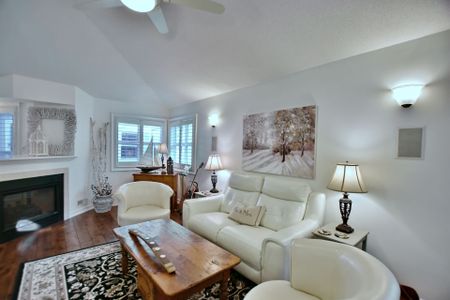 For Lease - 32 NETTLETON Court, Collingwood, Ontario - Photo 5