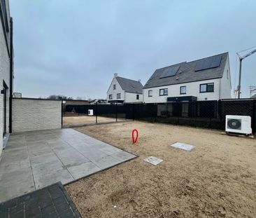 NIEUWBOUWWONING MET 3 SLAAPKAMERS, TUIN EN CARPORT - Photo 5