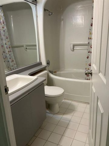 For Lease - 7 Bishop Avenue Unit# 309, Toronto, Ontario - Photo 3