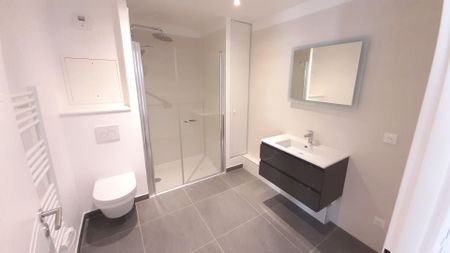 location Appartement T1 DE 36.9m² À ISSY LES MOULINEAUX - Photo 2