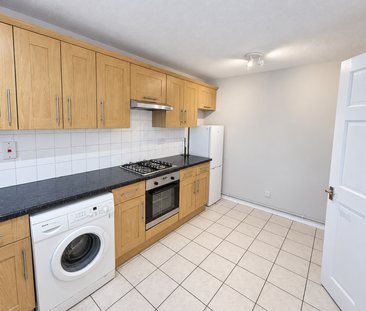 3 bedroom apartment to rent - Photo 5