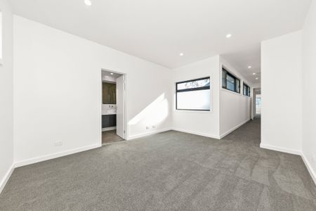 8 Calcutta Street, Mitcham - Photo 5
