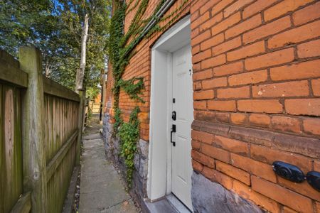 For Lease - 30 Stirton Street Unit# 4, Hamilton, Ontario - Photo 4