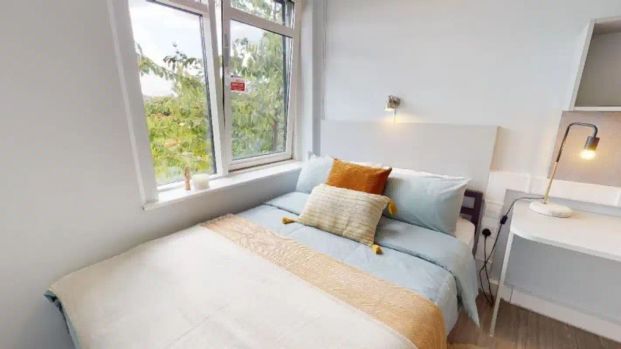 Saver En Suite - Photo 1