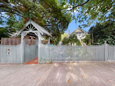 11 Tower Street, Surrey Hills - Photo 5