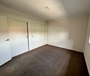 STUNNING TOWNHOUSE IN CENTRAL FAWKNER - Photo 1