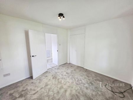 2 bedroom bungalow to rent - Photo 3