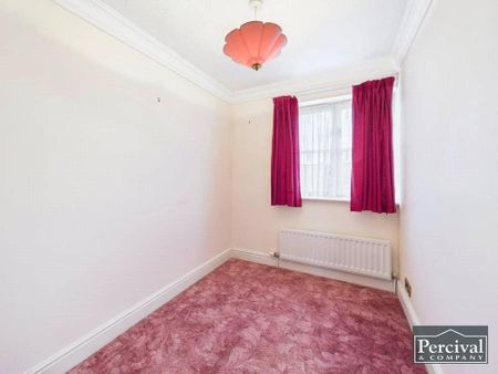 4 bedroom detached house to rent - Photo 5