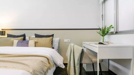 Room in a shared 7-bedroom apartment for rent in Russafa - Foto 3