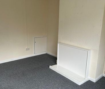 2 bedroom end of terrace house to rent - Photo 5