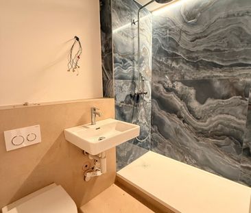 Modern 2.5-room apartment with pool - Photo 6